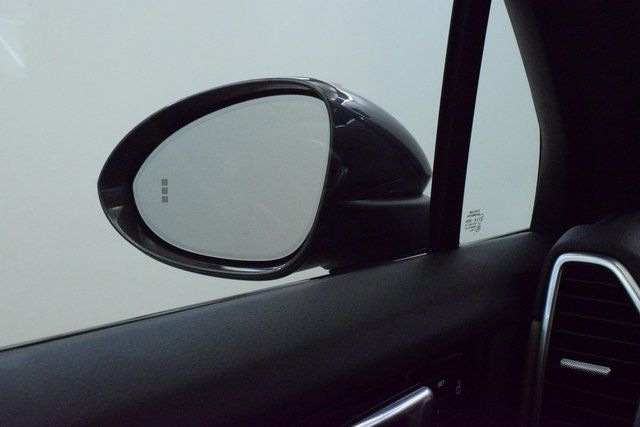 used 2023 Porsche Cayenne car, priced at $72,697