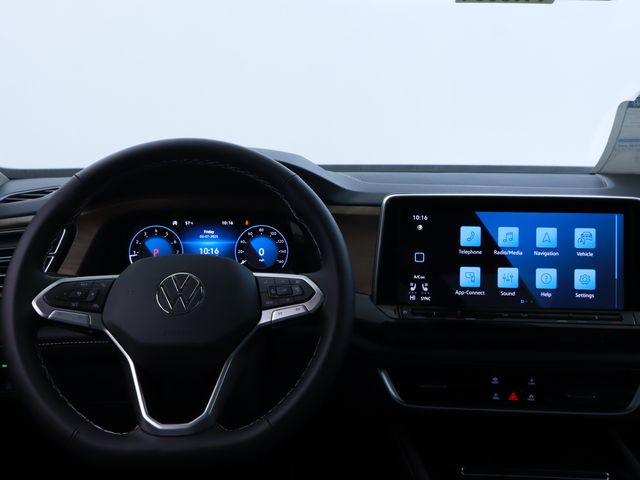 new 2025 Volkswagen Atlas car, priced at $45,217