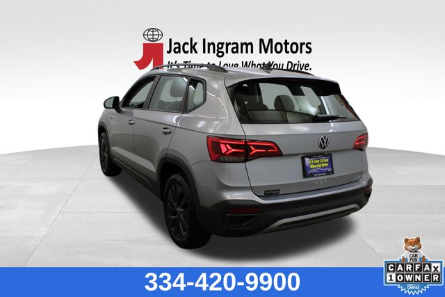used 2024 Volkswagen Taos car