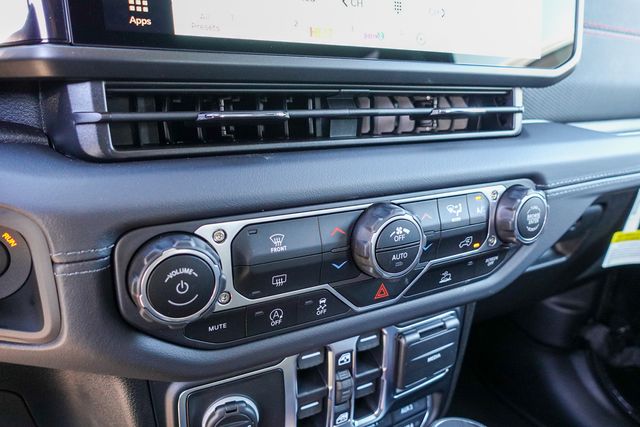 new 2025 Jeep Gladiator car, priced at $49,610