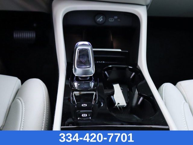 new 2025 Volvo XC40 car, priced at $44,642