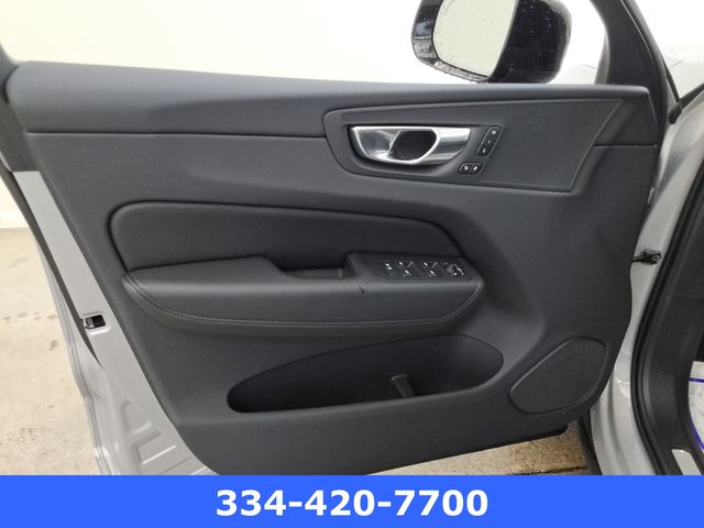 new 2025 Volvo XC60 car, priced at $54,585