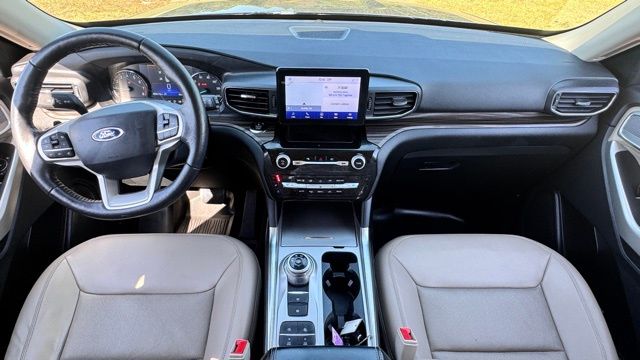 used 2021 Ford Explorer car, priced at $25,000