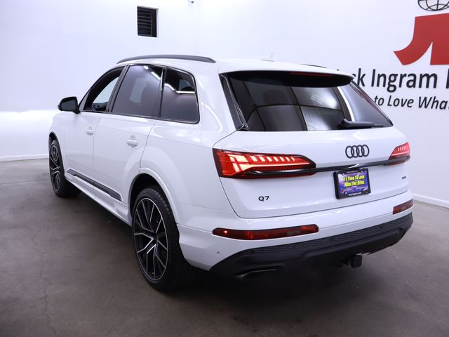 new 2025 Audi Q7 car, priced at $73,750