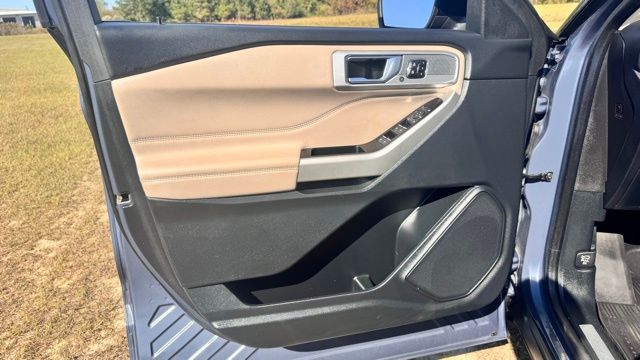 used 2021 Ford Explorer car, priced at $25,000