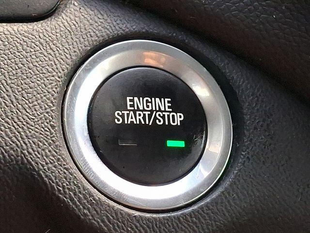used 2020 Chevrolet Equinox car, priced at $15,234