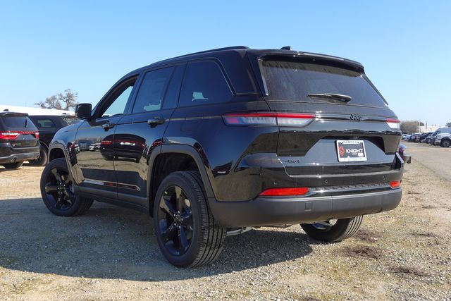 new 2025 Jeep Grand Cherokee car, priced at $40,650