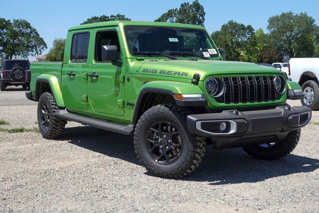 new 2025 Jeep Gladiator car, priced at $43,770
