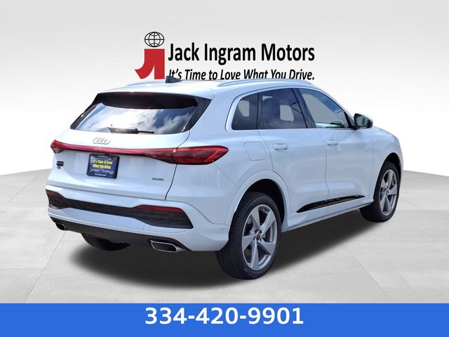 new 2025 Audi Q5 car, priced at $61,300