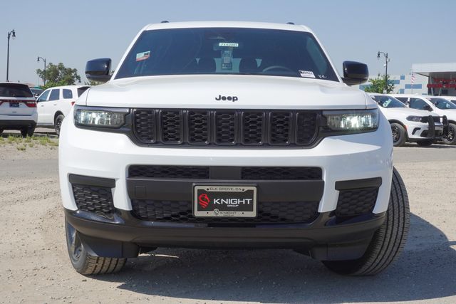 new 2024 Jeep Grand Cherokee L car, priced at $38,080