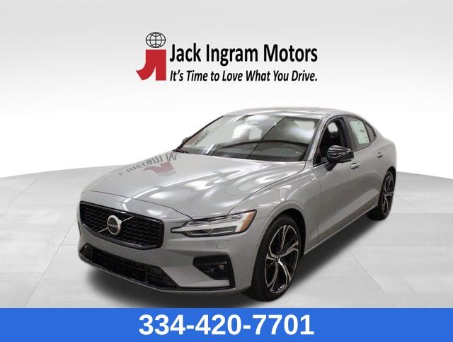 new 2024 Volvo S60 car, priced at $39,527