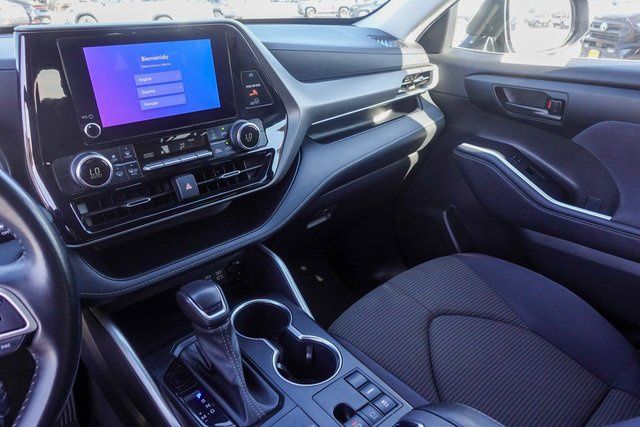 used 2023 Toyota Highlander car, priced at $29,244