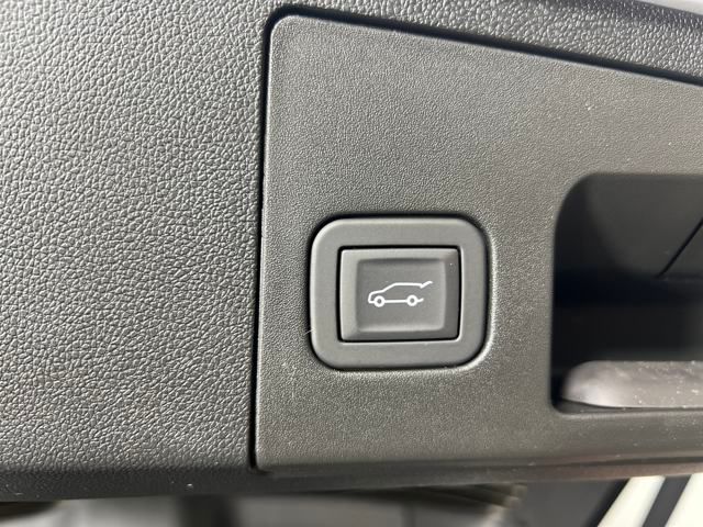new 2025 Cadillac XT4 car, priced at $48,315