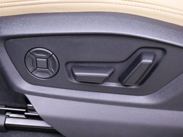 new 2025 Audi Q7 car, priced at $66,095