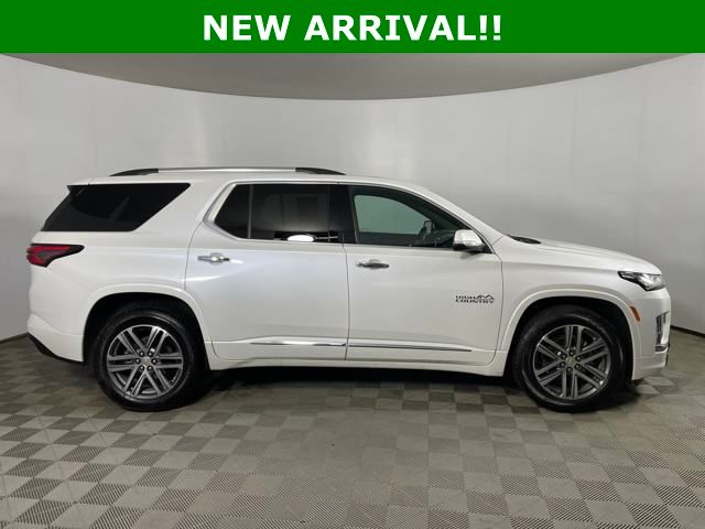 used 2023 Chevrolet Traverse car, priced at $45,500
