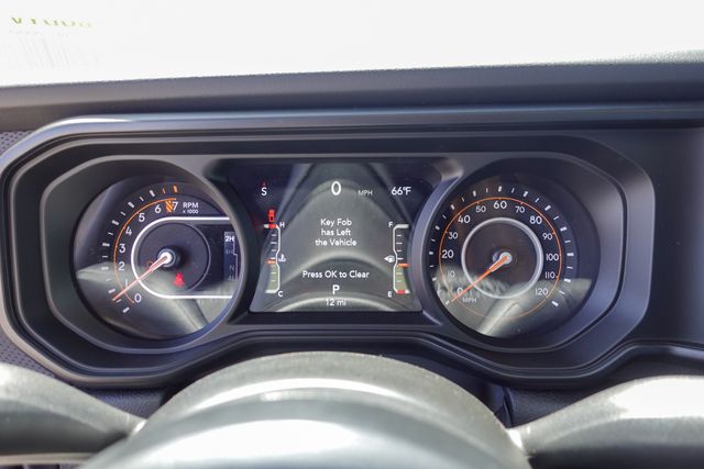 new 2025 Jeep Gladiator car, priced at $47,390