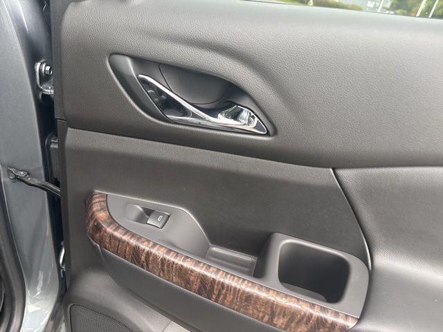 used 2021 GMC Acadia car, priced at $27,999