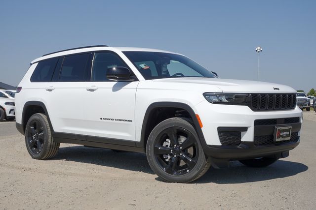 new 2024 Jeep Grand Cherokee L car, priced at $38,080