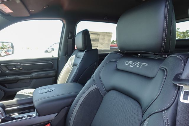 new 2025 Ram 1500 car, priced at $61,959