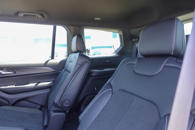 new 2025 Jeep Grand Cherokee L car, priced at $43,712