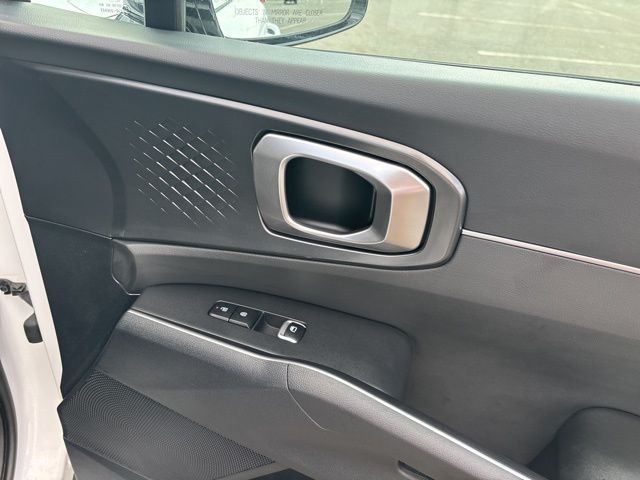 used 2024 Kia Sorento car, priced at $30,995