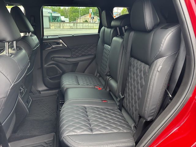 used 2023 Mitsubishi Outlander car, priced at $29,189