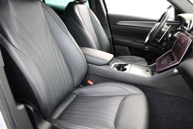 used 2024 Maserati Grecale car, priced at $39,997