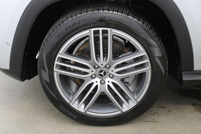 used 2024 Mercedes-Benz GLS car, priced at $76,997