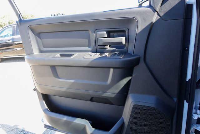 new 2025 Ram 3500 car, priced at $59,905