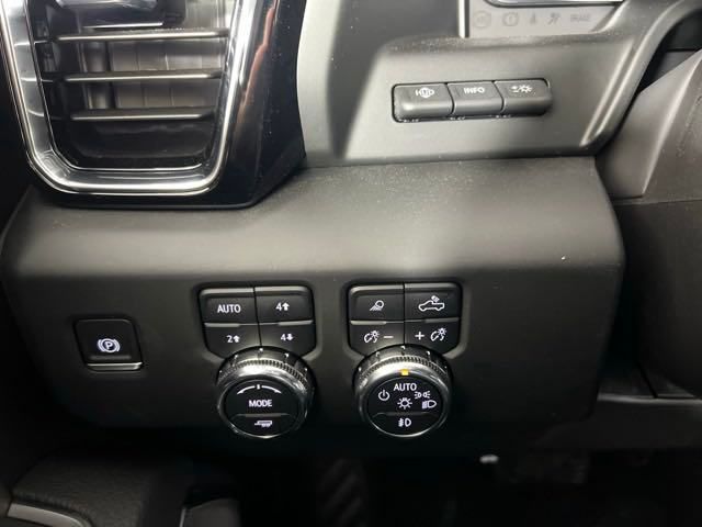 new 2025 GMC Sierra 1500 car, priced at $70,000