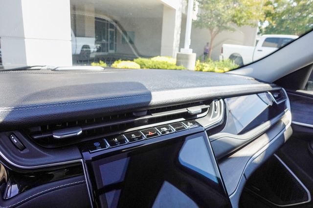 used 2024 Jeep Grand Cherokee car, priced at $29,489
