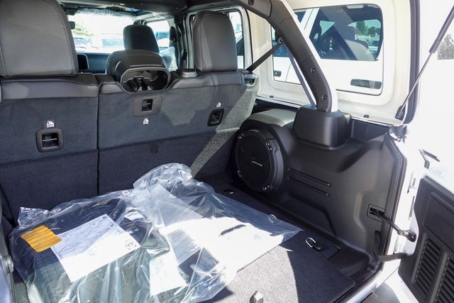 new 2025 Jeep Wrangler car, priced at $55,025