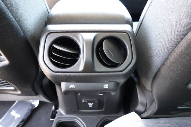 new 2025 Jeep Gladiator car, priced at $44,530
