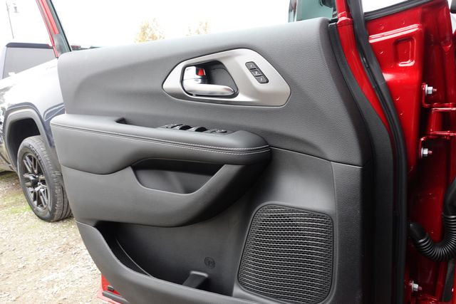 new 2026 Chrysler Pacifica car, priced at $45,910