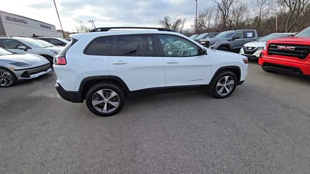 used 2022 Jeep Cherokee car, priced at $23,987