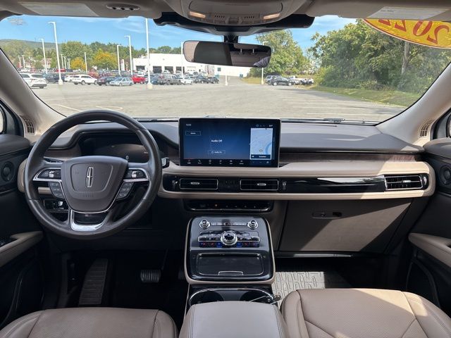 used 2022 Lincoln Nautilus car, priced at $36,999