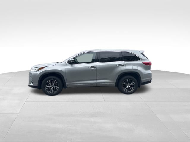 used 2017 Toyota Highlander car, priced at $17,799