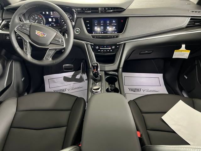 new 2024 Cadillac XT5 car, priced at $58,000