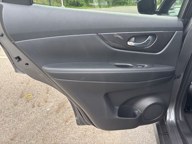 used 2019 Nissan Rogue car, priced at $18,999