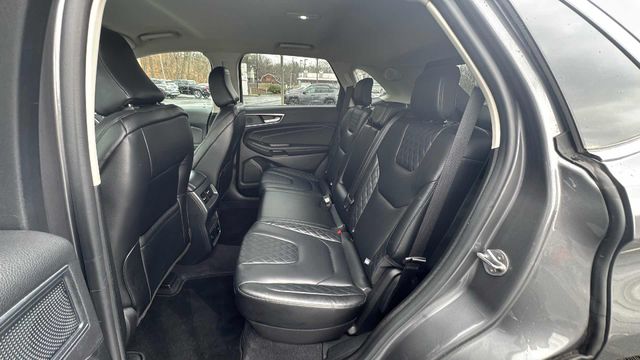 used 2024 Ford Edge car, priced at $30,680