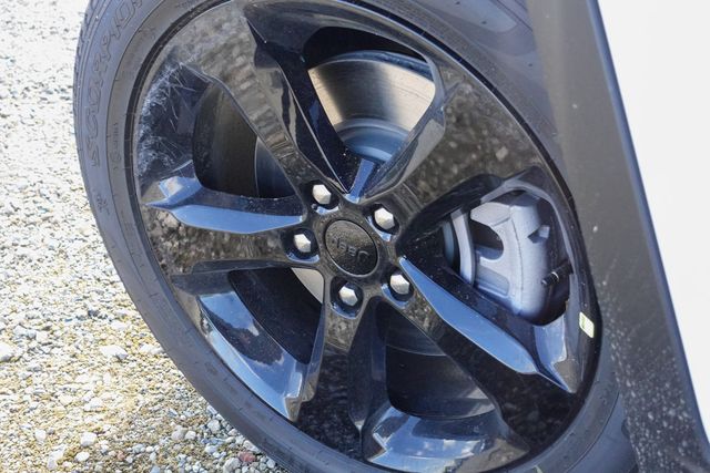 new 2025 Jeep Grand Cherokee L car, priced at $46,935