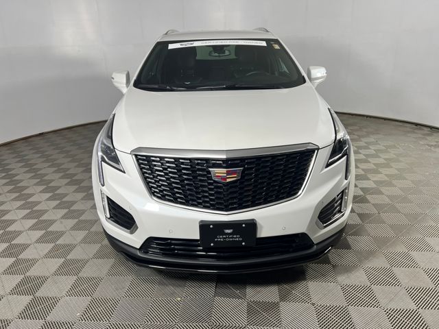 new 2025 Cadillac XT5 car