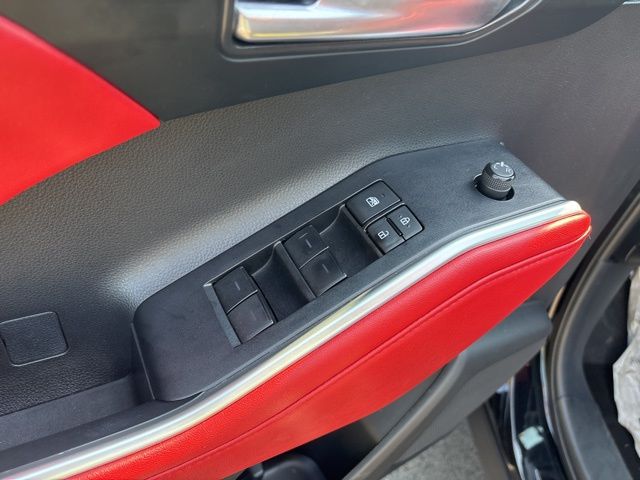 used 2023 Toyota Highlander car, priced at $42,499