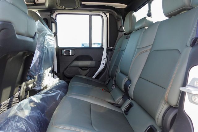 new 2026 Jeep Gladiator car, priced at $61,545