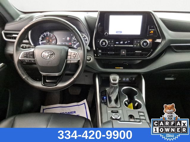 used 2024 Toyota Highlander car, priced at $43,999