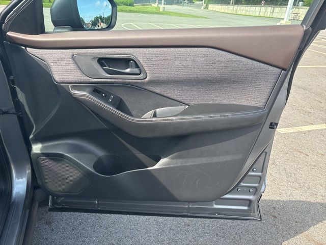used 2021 Nissan Rogue car, priced at $18,999