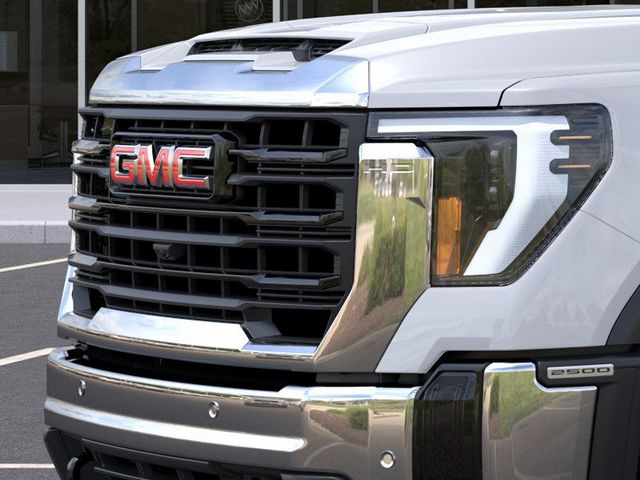 new 2025 GMC Sierra 2500HD car, priced at $55,265