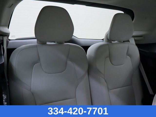 new 2025 Volvo XC90 car, priced at $62,997