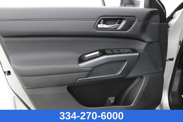 new 2025 Nissan Pathfinder car, priced at $47,500