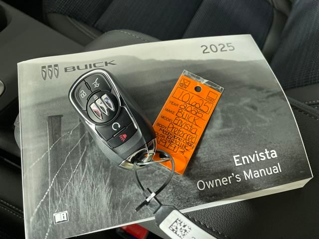 new 2025 Buick Envista car, priced at $26,000